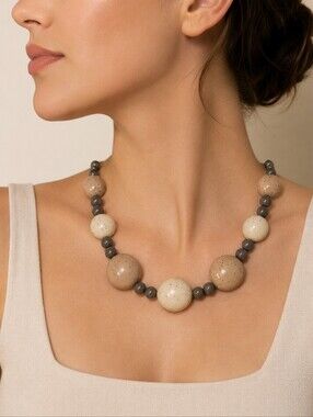 VTG AVON 1986 Sand Pebbles Speckled Beaded Necklace